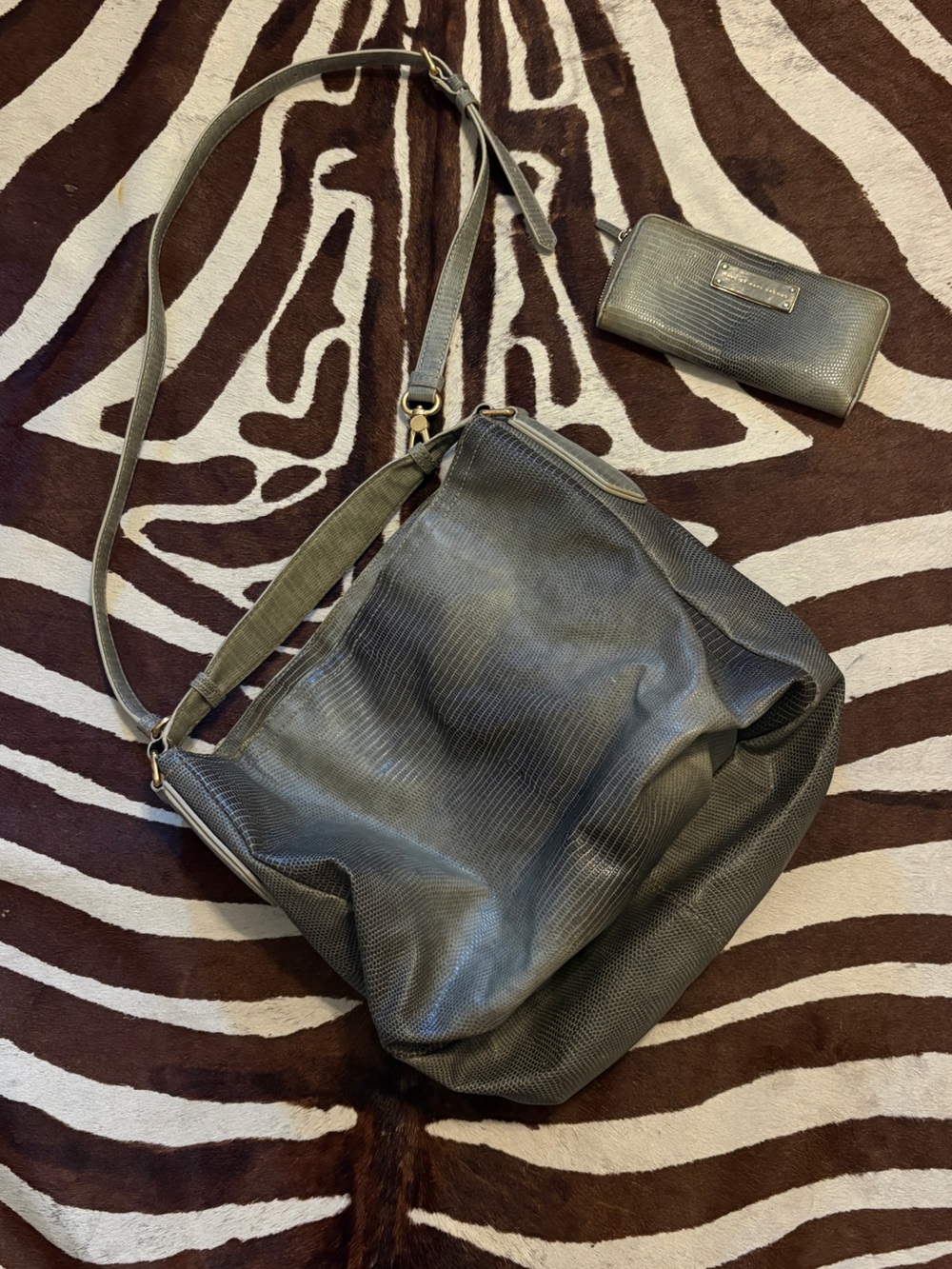 Marc Jacobs Green and Gray Textured Hobo Shoulder Bag with Wallet